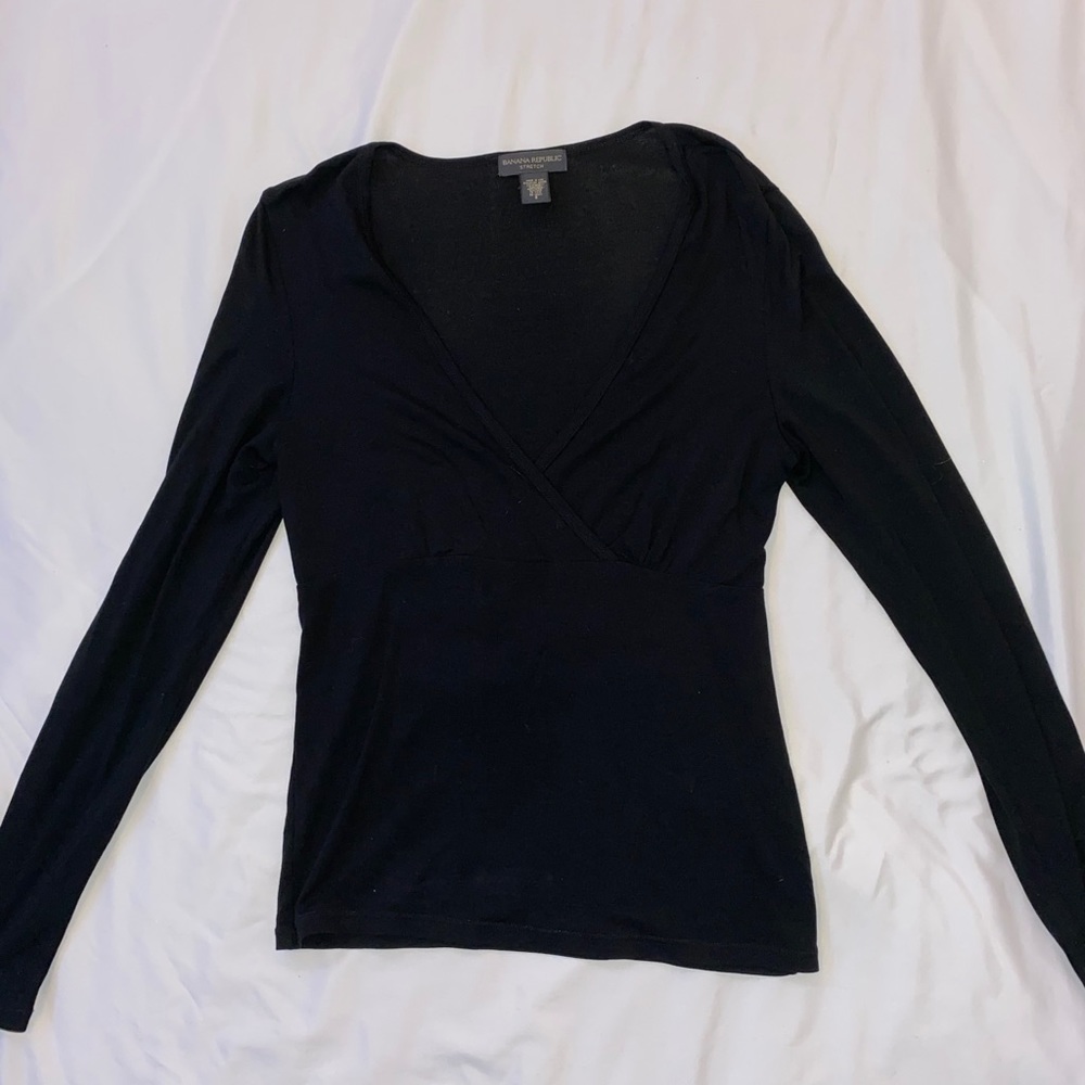 Black v neck cross Banana Republic long sleeve
